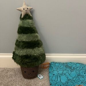 Large Amuseables christmas tree jellycat. Sold out everywhere. New with tags